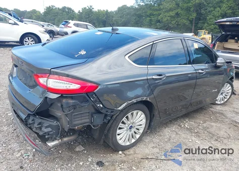 2016 Ford Fusion Hybrid Se из США, поврежденный, VIN 3FA6P0LU1GR139302